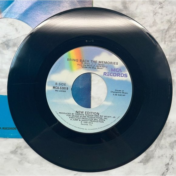 New Edition Tears on My Pillow / Bring Back the Memories 45 Pop 80s MCA 53019 - Picture 6 of 6